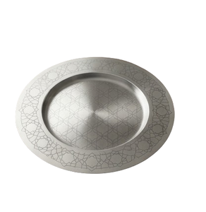 Assiette de service ronde en cuivre antique de haute qualité pour événements et dîners, assiette de présentation métallique design - Product Image 6