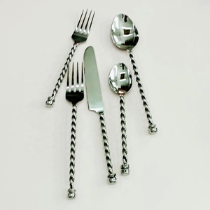 Utensilio de cocina pulido de plata mate real de alta calidad con diseño único Accesorios de cocina modernos martillados - Product Image 3