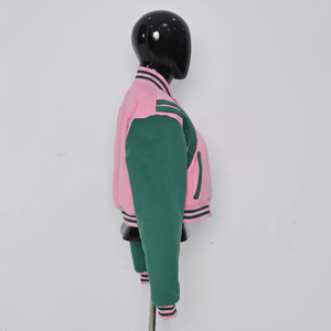 Chaqueta Varsity Corta para Mujer con Logotipo Personalizado a Precio de Mayoreo, Chaqueta Varsity de Béisbol con Letras Personalizadas para Mujer - Product Image 3