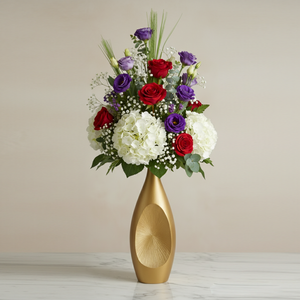 Impresionante Florero de Metal Dorado con un Centro Ovalado con Textura de Rayos de Sol y una Forma Moderna y Elegante para una Decoración del Hogar Sofisticada - Product Image 2