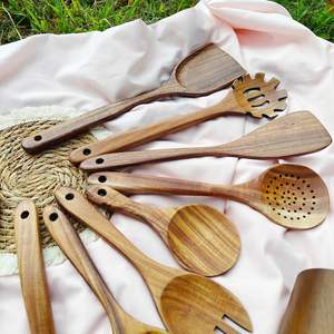 Ensemble d'ustensiles en bois personnalisés, outils de cuisine gravés sur mesure - Product Image 3