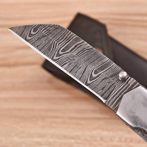Couteau pliant à pointe clip en acier de Damas, fait main, avec manche en os teinté, système Liner Lock, pour chasse, EDC, extérieur, personnalisé, vente en gros - Product Image 5