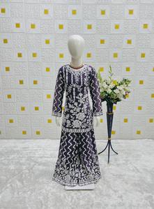 Traje Sharara Bordado para Niñas con Dupatta – Ropa Tradicional Festiva Infantil (Amarillo y Morado) - Product Image 2