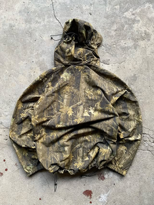 เสื้อฮู้ดผู้ชายแบบกำหนดเองจากผู้ผลิต ผ้าไนลอน 100% ระบายอากาศได้ดี แห้งเร็ว สำหรับฤดูหนาว เสื้อผ้าสั่งทำพิเศษ - Product Image 6