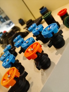 Mini arroseur rotatif fixe en plastique avec buse de pulvérisation de 1/2' de diamètre pour jardin - Product Image 2