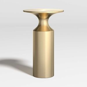 Table d'appoint en métal rouge laqué, attrayante et élégante, pour appartements modernes, maisons et restaurants. - Product Image 3
