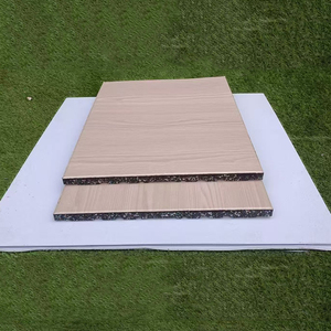 Dalles de sol modulaires aspect bois, revêtement de sol en caoutchouc woodlam, revêtement de sol sportif en caoutchouc à grain de bois rebondissant - Product Image 5