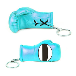 Mini porte-clés gant de boxe en cuir artificiel, accessoire de voiture, cadeau MMA, porte-clés style entraînement, taille personnalisée - Product Image 2