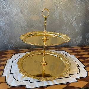 Support à gâteau élégant en aluminium doré à 3 niveaux, fait main et personnalisé, pour mariages et événements festifs, vente en gros, luxe, CRAFT ASCENT - Product Image 4