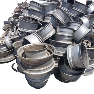 Déchets de roues en aluminium, matériau soigneusement trié pour des opérations de fusion avancées et une performance de récupération des alliages - Product Image 6