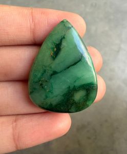Cabujón de Jade Verde Natural, Corte Triangular, Pulido, Gema Suelta para Joyería - Product Image 4