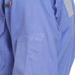 Combinaison de travail en coton et cuir, style le plus récent, fabriquée au Pakistan, avec logo personnalisé, pour la construction et les travaux à haute température. - Product Image 2