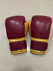 Nouvelles gants de boxe de compétition en cuir, design personnalisé, logo sur mesure, pour entraînement et sparring, 10oz à 16oz, avec fermeture. - Product Image 2