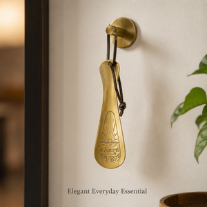 Cuchara para Zapatos de Bolsillo de Latón Premium, Compacta para Viaje, Ayuda para Calzarse Zapatos, Accesorio de Calzado de Metal de Lujo, Artículo de Regalo Duradero para Hombres y Mujeres - Product Image 2