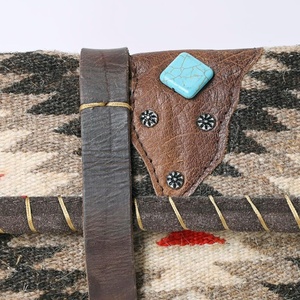 Pochette de couverture de selle en cuir de vache avec dragonne en cuir Vintage Western Boho Aztec Pattern New Style - Product Image 3