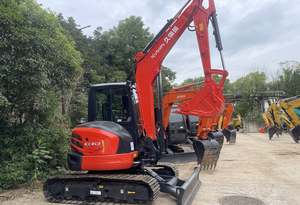 Chargeuse sur chenilles Kubota KX040-4 d'occasion, faible nombre d'heures, avec vérin hydraulique Huade, boîte de vitesses, pompe, roulement et moteur - Product Image 4