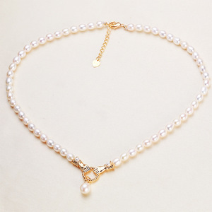 Collar de Perlas de Agua Dulce para Mujer, Tendencia 2024, Hecho a Mano, Estilo Rosa, Disponible al por Mayor - Product Image 2