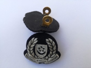 Insignias Bordadas a Mano Uniformes y Ecológicas con Cuello 3D en Tela Melton Negra, Insignias Bordadas Personalizadas con Gancho y Bucle - Product Image 4