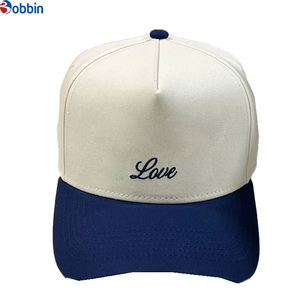 Gorras de Béisbol Bordadas de Estilo Moderno, Gorras de Béisbol Deportivas Clásicas Planas con Orificios Cortados con Láser y Personalizadas - Product Image 1