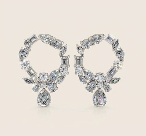 ต่างหูแบบห่วงประดับเพชรทรงหลากหลายรูปทรง 14K/18K ทองคำแท้ เพชรเพาะเลี้ยงในห้องปฏิบัติการ ได้รับการรับรอง เหมาะสำหรับงานแต่งงาน เครื่องประดับเจ้าสาว - Product Image 2