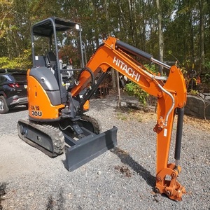 Mini-excavatrice robuste avec système de chenilles stable, bras performant, commandes précises et fonctionnement fiable - Product Image 3