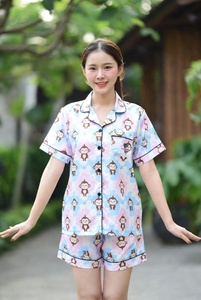 Ensemble pyjama imprimé singe pour femme, haut à manches courtes, coupe confortable, pour séance photo en extérieur - Product Image 6