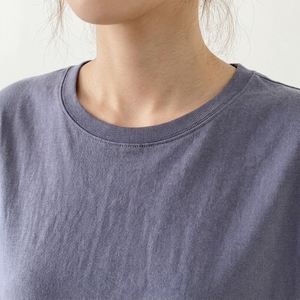 T-shirts pour femmes en tricot à logo, coupe ample et décontractée, grande taille, haute qualité, nouvelle collection, offre spéciale - Product Image 5