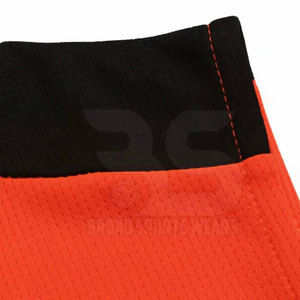 Tenue de basketball athlétique pour hommes, séchage rapide, respirante, légère, durable, en mesh, pour entraînement sportif en équipe - Product Image 5