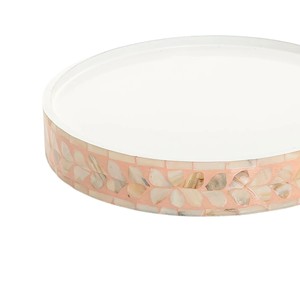 Cautivador soporte para tartas de nácar, bandeja baja de exhibición con mosaico de conchas en tono rubor y centro blanco para comidas elegantes - Product Image 3