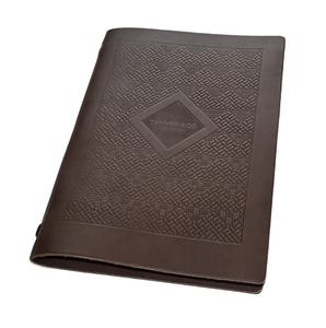 Couverture de livre de menu A4 en cuir PU personnalisé de haute qualité dossier à feuilles mobiles lié au bois pour hôtels et restaurants - Product Image 3
