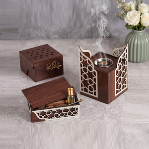 Ensemble de brûleurs à bakhoor arabes en bois faits à la main avec des motifs géométriques découpés au laser. Décoration d'intérieur haut de gamme pour l'exportation internationale - Product Image 4