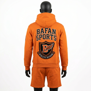 Conjunto de Sudadera con Capucha y Pantalones Cortos para Hombre, Algodón, Poliéster, Felpa, Tejido Transpirable y Suave, Color Naranja, Logotipo Personalizado Impreso - Product Image 2