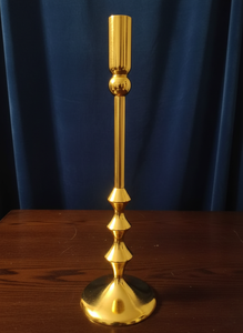 Porte-bougie conique moderne en aluminium moulé, chandelier géométrique minimaliste pour centre de table de mariage - Product Image 2