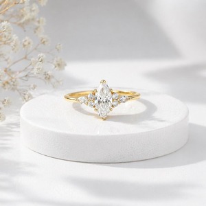 Bague de fiançailles en moissanite taille marquise de qualité supérieure VVS, or massif 14 carats, design Art Déco, certifiée GRA, cadeau pour la mariée - Product Image 1