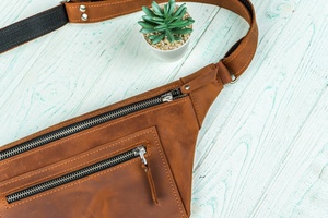 Multiple Pockets Reinforced Stitching Available Leather Waist Bag Waterproof Fade-resistant Crossbody Shoulder Leather Waist Bag - Product Image 3