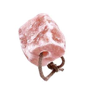 La Compañía Original de Sal: Sal del Himalaya 100% Natural en Roca para Lamer, con Cuerda para Colgar, para Caballos, Ganado, Equinos y Animales Grandes de Granja - Product Image 4