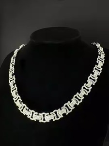 Chaîne cubaine en argent sterling 18 carats VVS1 avec diamants baguette et perle principale – Promotion - Product Image 3