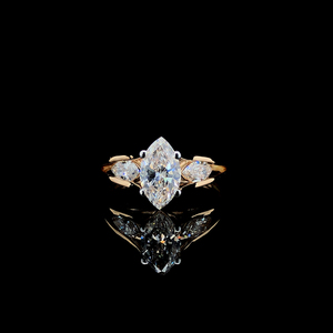 แหวนแต่งงานเพชรทรงมาร์คีส์สามเม็ด ทองคำแท้ 14k ประดับแบบเบเซล - Product Image 1