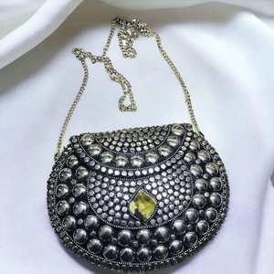 Sac bandoulière de luxe en métal, style bohème classique, imperméable, type pochette messager - Product Image 3