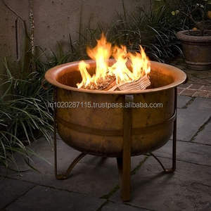 Foyer extérieur rond en cuivre pour chauffage de terrasse arrière-cour avec base en métal robuste et couvercle pare-étincelle - Product Image 5