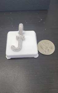 จี้เงินประดับมอยส์ซาไนต์รูปตัวอักษร J แบบเต็มเม็ด สร้อยคอฮิปฮอปตัวอักษรประดับเพชรสำหรับผู้ชาย - Product Image 4