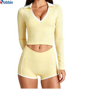 Ensemble sportif 2 pièces pour femme, style hip-hop d'été, blanc, haut court à manches longues et short taille haute, respirant, en Spandex et Polyester - Product Image 3
