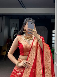 Designer Ethnic Wear Kanchipuram <b>Silk</b> Lehenga Choli With Zari Weaving & Embroidered Dupatta for Weddings Festivals Parties - Product Image 5