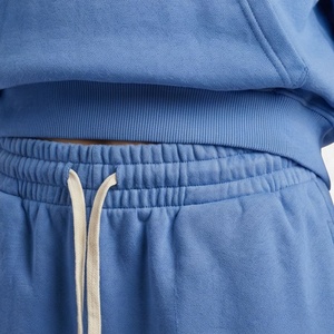 Conjunto de 2 piezas de sudadera y pantalones cortos de forro polar azul para mujer, cuello redondo, ajuste holgado, estampado geométrico, uso diario informal, largo por encima de la rodilla - Product Image 5