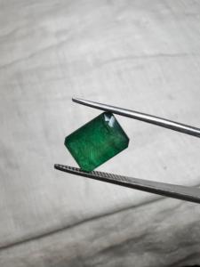 Émeraude naturelle zambienne de 3,45 carats, taille octogonale, pierre précieuse verte lâche, émeraude de qualité supérieure pour la joaillerie fine, fournisseur en gros - Product Image 1