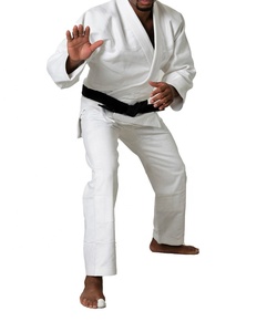 Uniforme de Jiu Jitsu en Oferta, Uniformes de Artes Marciales de Alta Calidad, Kimonos BJJ de Doble Tejido para Hombres, Mujeres y Niños, Transpirables y Personalizables - Product Image 1