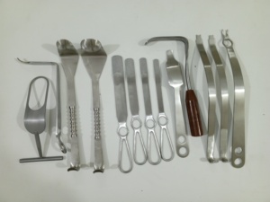 ชุดเครื่องมือผ่าตัดกระดูกไหล่แบบสากล ยี่ห้อ Dentavex ได้รับการรับรองมาตรฐาน CE ISO รับประกัน 2 ปี พร้อมคู่มือการใช้งาน - Product Image 4