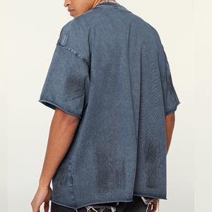 เสื้อยืดผู้ชายทรงบ็อกซี่แบบเรียบง่าย สไตล์วินเทจ ล้างสีแบบแอซิดวอช ขายส่ง เสื้อยืดลำลองโอเวอร์ไซส์แบบสั่งทำสำหรับผู้ชาย - Product Image 4