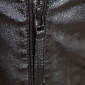 Chaqueta de Lona y Cuero Estilo Urbano con Puños Ajustables, Múltiples Bolsillos Laterales y Logotipo Frontal - Invierno - Product Image 4