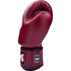 Gants de boxe Twins Muay Thai faits à la main en cuir de vache véritable légers avec fermeture personnalisable et imperméables - Product Image 2